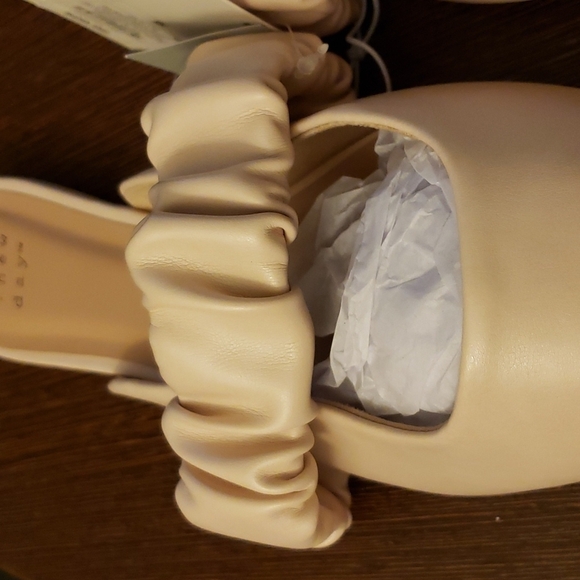 A New Day Celeste Mules in Off White Size 9.5 - Picture 4 of 7